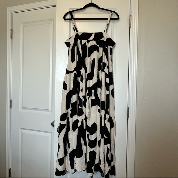 Abel The Label Abstract Print Flowy Maxi Dress - Picture 1 of 6
